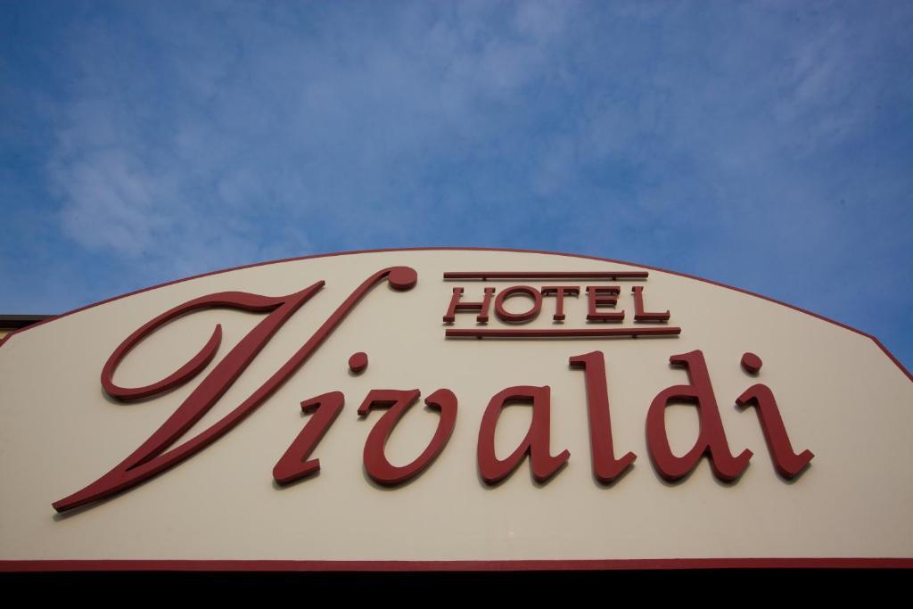 Vivaldi Hotel ウェスターロ エクステリア 写真